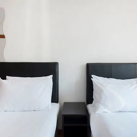 Metrostays - Temple Bar 25 * Дублин